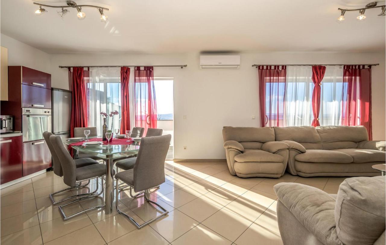 Nice Apartment In Crikvenica With House Sea View Εξωτερικό φωτογραφία